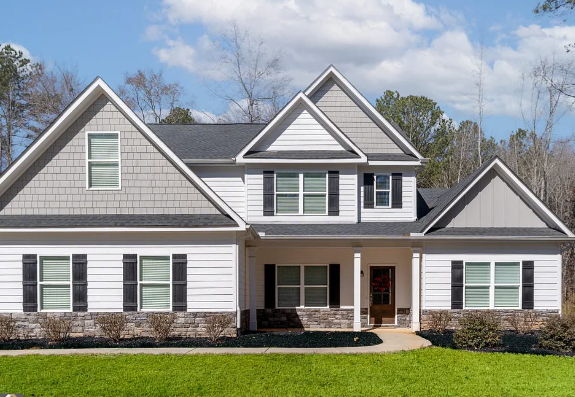 35 Hawthorn Ln, Covington GA, front exterior